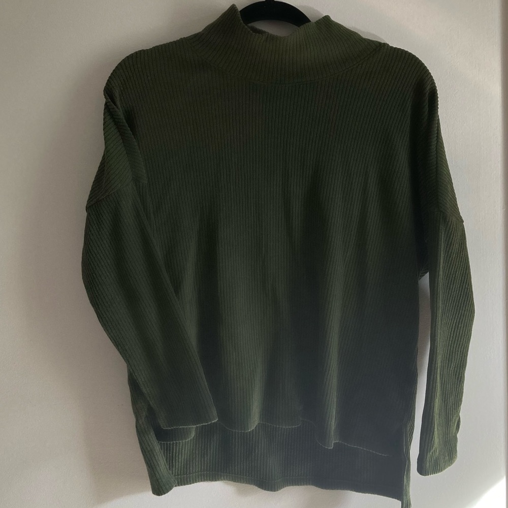 Dark green ribbed mock neck sweater